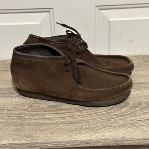 Clarks Wallabee Men Shoes Chocolate Brown Suede Size 9 1/2M Crepe Bottom